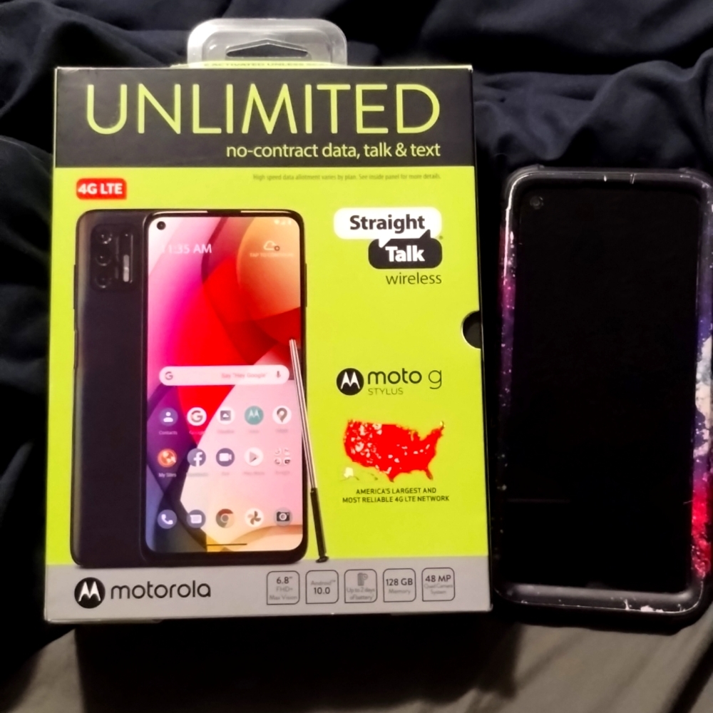 Moto g stylus 4g barley used with case